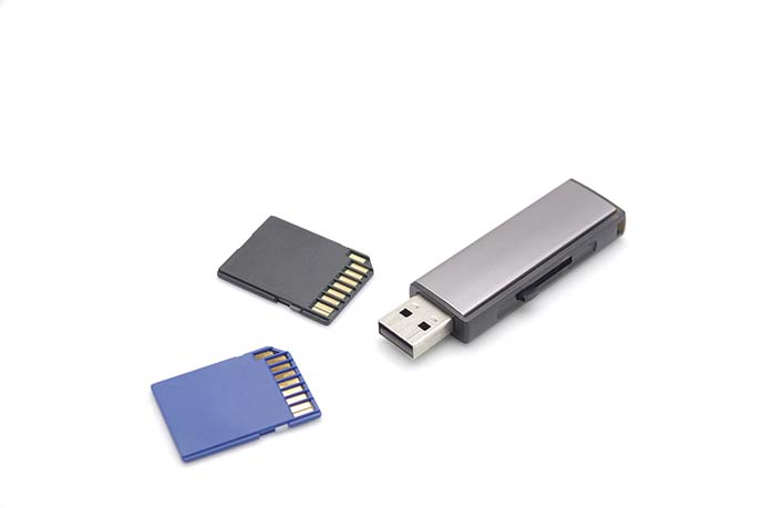 USBとSDカード
