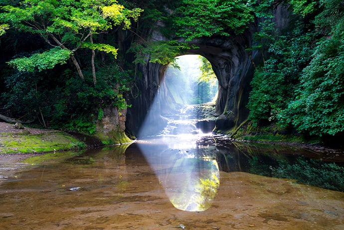 千葉県君津市 清水渓流公園の濃溝の滝