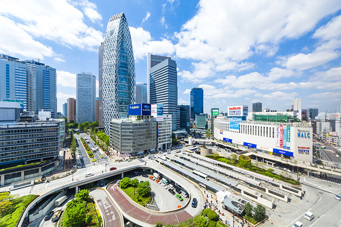 新宿駅西口風景