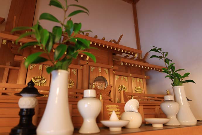 屋根違い五社神棚