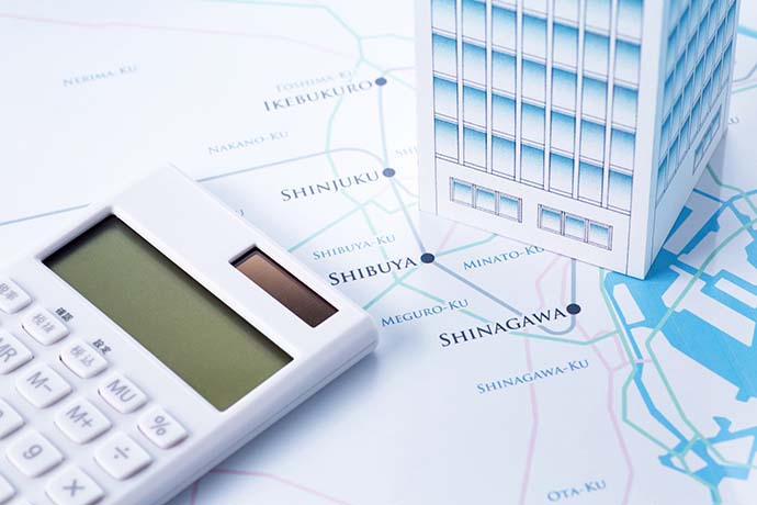 地図と電卓